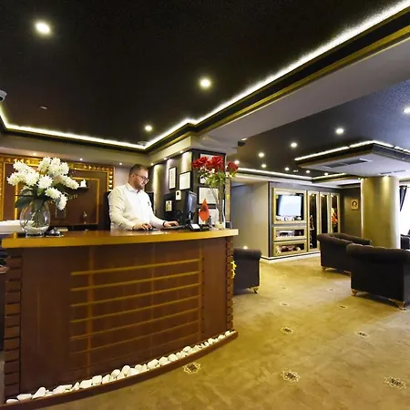 Hymeti's Palace 5* Pogradec