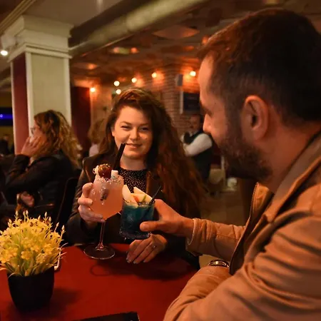 Hotel Hymeti's Palace