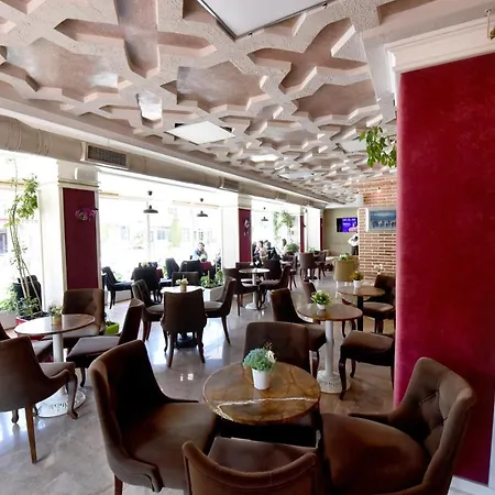 Hymeti's Palace 5* Pogradec