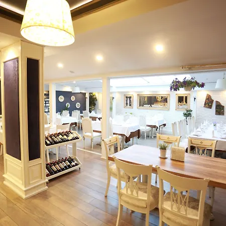 Hymeti's Palace Hotel Pogradec