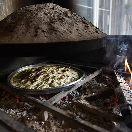 Hymeti's Palace 酒店