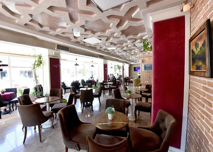 Hymeti's Palace 4* Pogradec