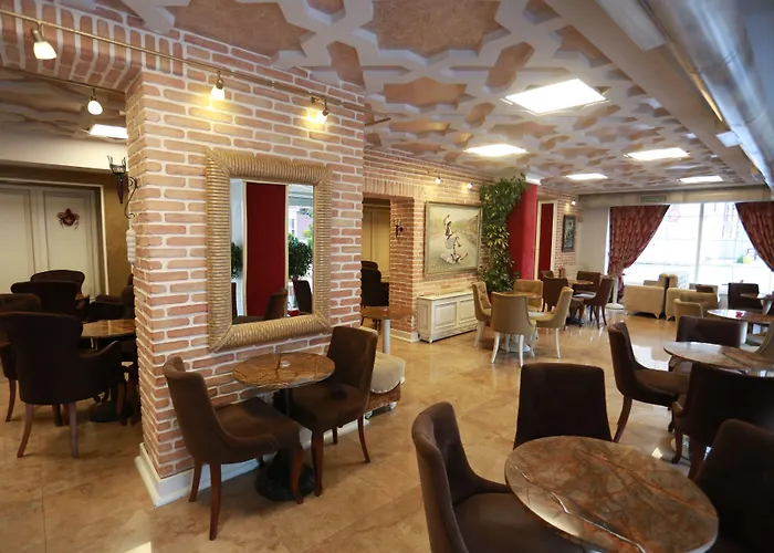 Hymeti's Palace 酒店