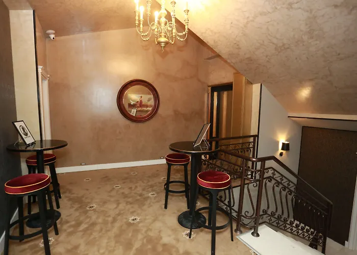 Hymeti's Palace 酒店